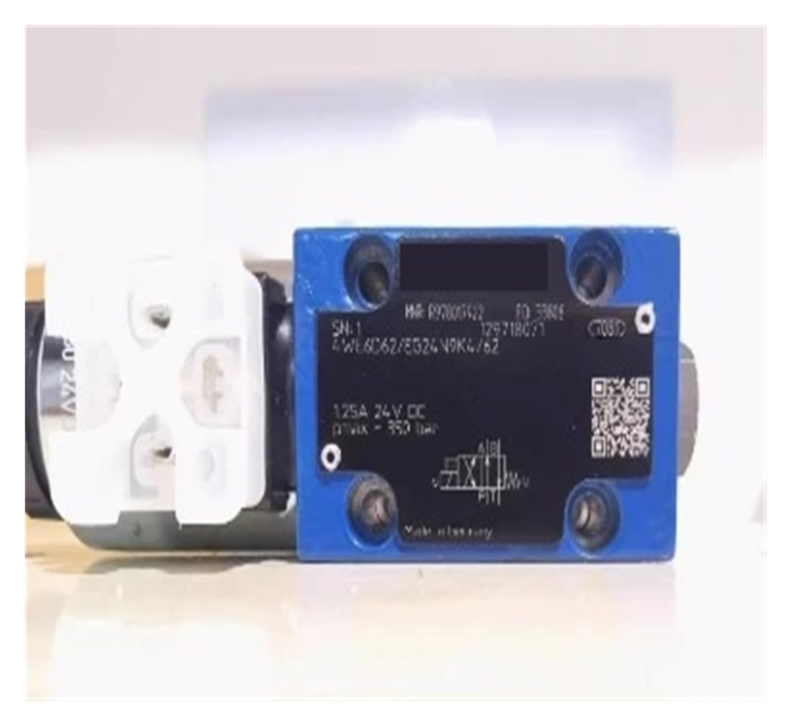 Huuoqiwy One Color Solenoid Valve R978017922 4We6d60/Eg24n9k4/62 4We6d6x/Eg24n9k4/62 4We6d62/Eg24n9k4/62(4We6d62-Eg24n9k4-62)