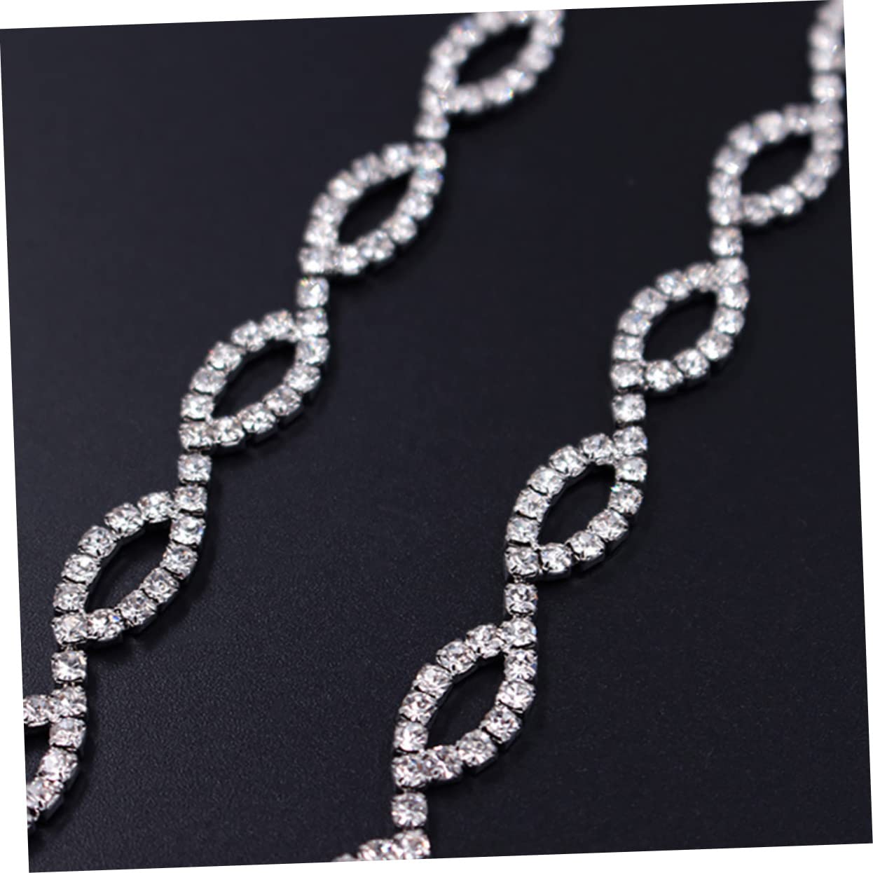 BESTYASH -Palabra Correa De Hombro De Diamantes De Imitación Correa De Sujetador De Diamantes De Imitación Correas De Sujetador Extraíbles Joyería Sujetador Invisible Cinturón