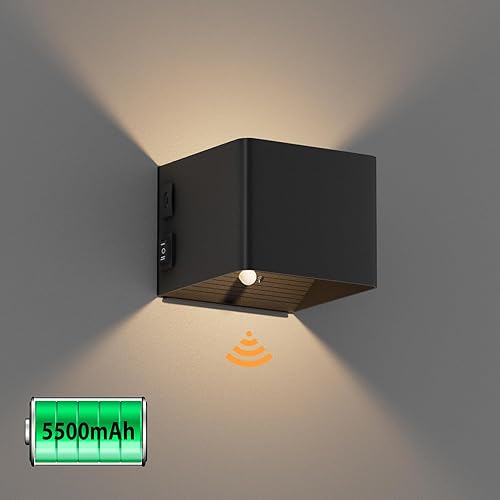 Coinmit Luces de pared inalámbricas con sensor de movimiento, paquete de 2 luces LED negras modernas decorativas para porche, faroles de pared