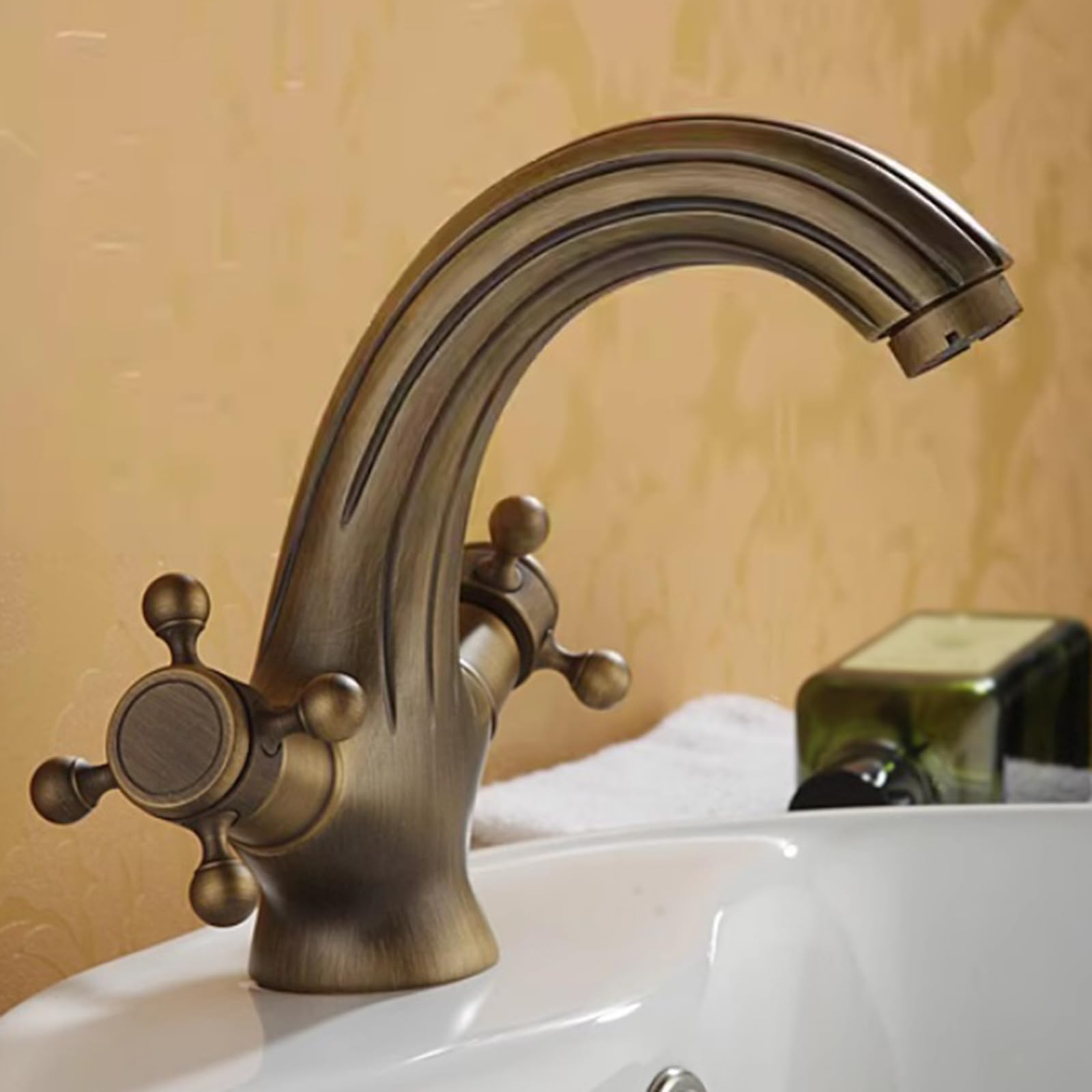 BiaoTeng Grifo Lavabo Vintage con 2 Mandos en Cruz agua Fría y Caliente Grifo Baño Laton Retro