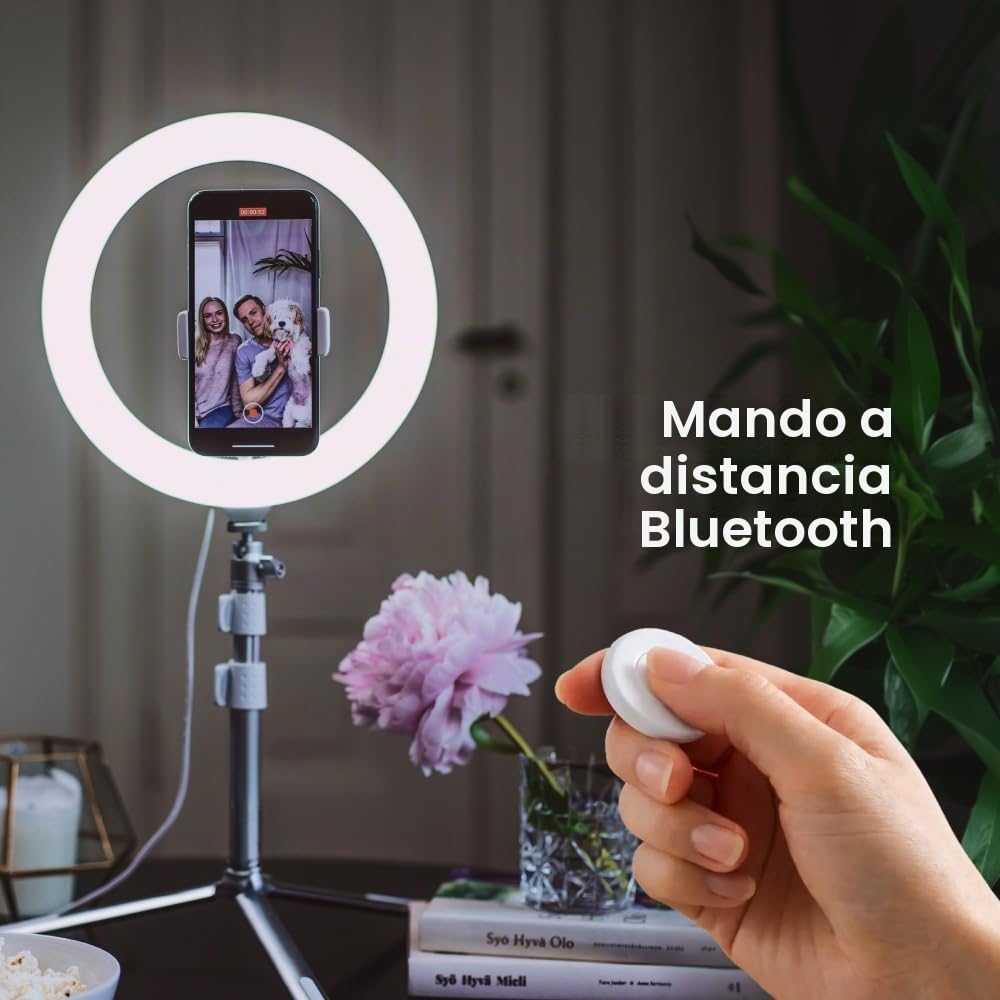 KODAK LED Ringlight con tripode para moviles y pequeñas cámaras DSLR y de acción (25 cm de diámetro; Balance de brillo, altura y color ajustables; disparador remoto y bolsa de transporte incluida)