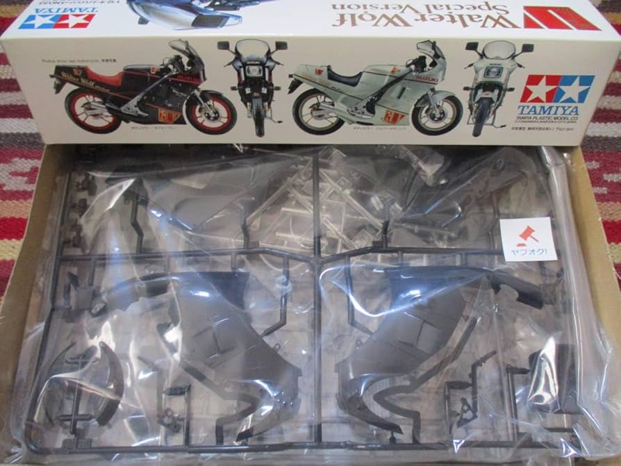 Amazon.co.jp: タミヤ 1/12 RG250Γ (ガンマ) ウォルター ウルフ