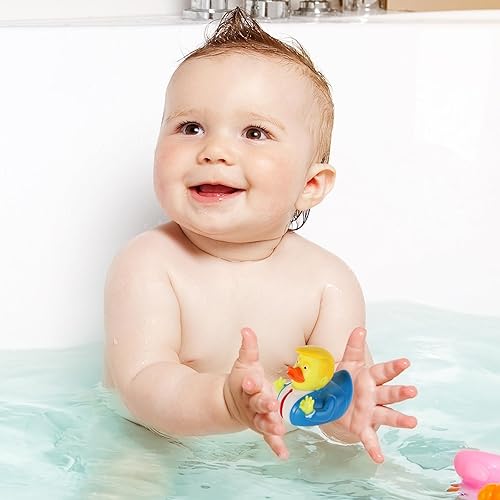 Miniatura 7 de Duck Trump, juguete de baño de goma Trump Ducky para apretar, caricatura, pato chirriante, divertido pato de celebridad, pelo amarillo, traje azul,