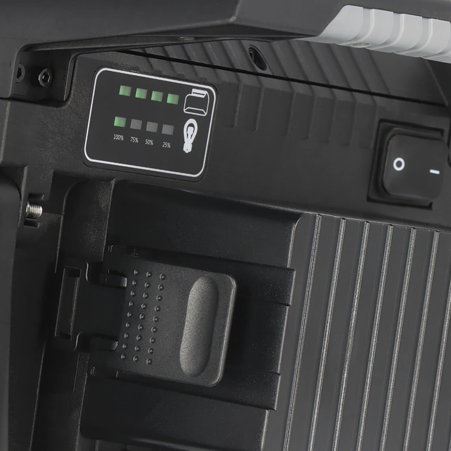 NUEVO 2024 - Foco de trabajo LED a batería Multi Battery System 3000 MA IP65