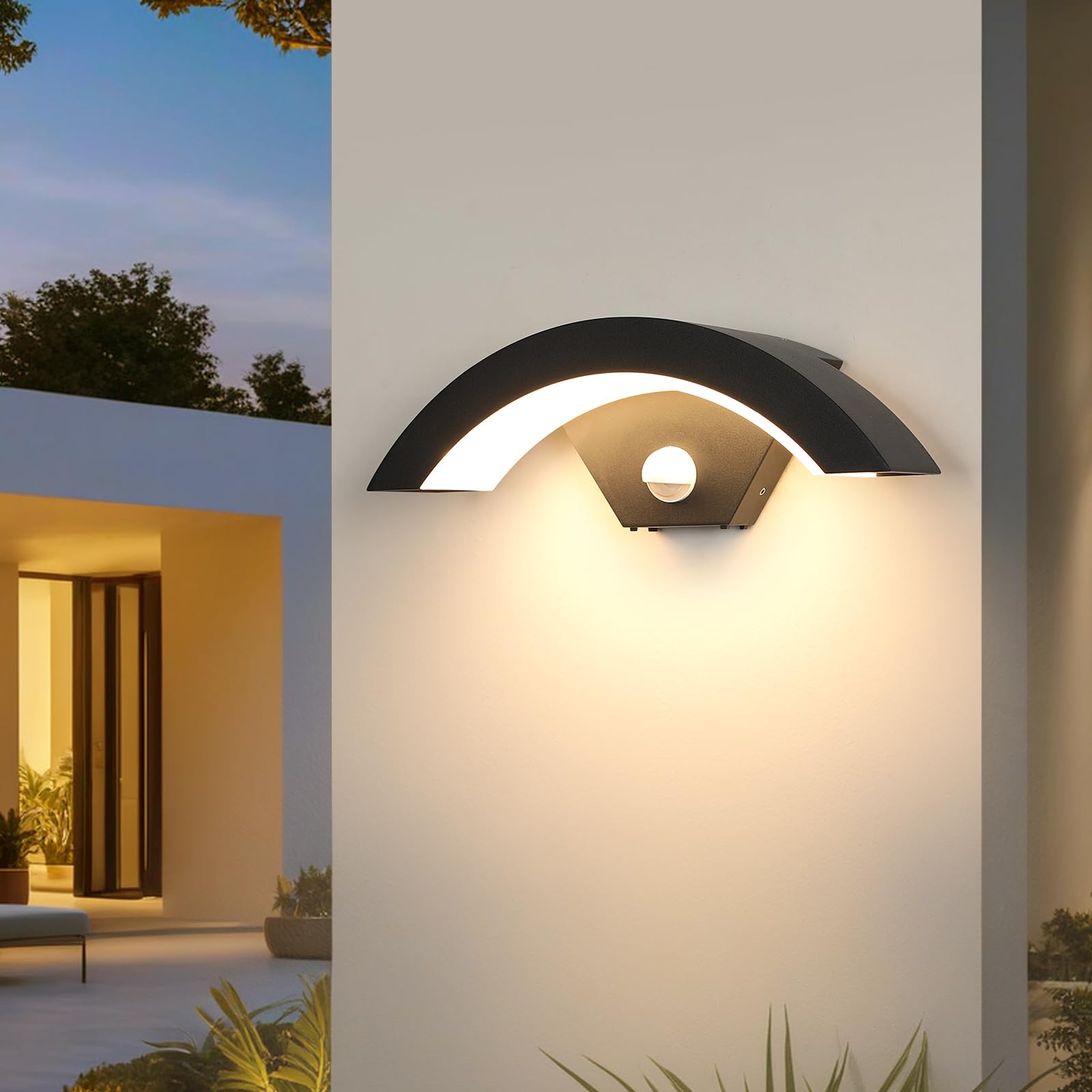 DELIPOP 24W Außenwandleuchte mit Bewegungsmelder, 2 Stück IP65 LED Außenlampe 3000K Warmweiß, Schwarz Wandleuchte Außen Aluminium für Garten Terrasse Balkon Eingang Garage | Bewegungsmelder mit Reichweite 3-8 m und Automatischer Abschaltung