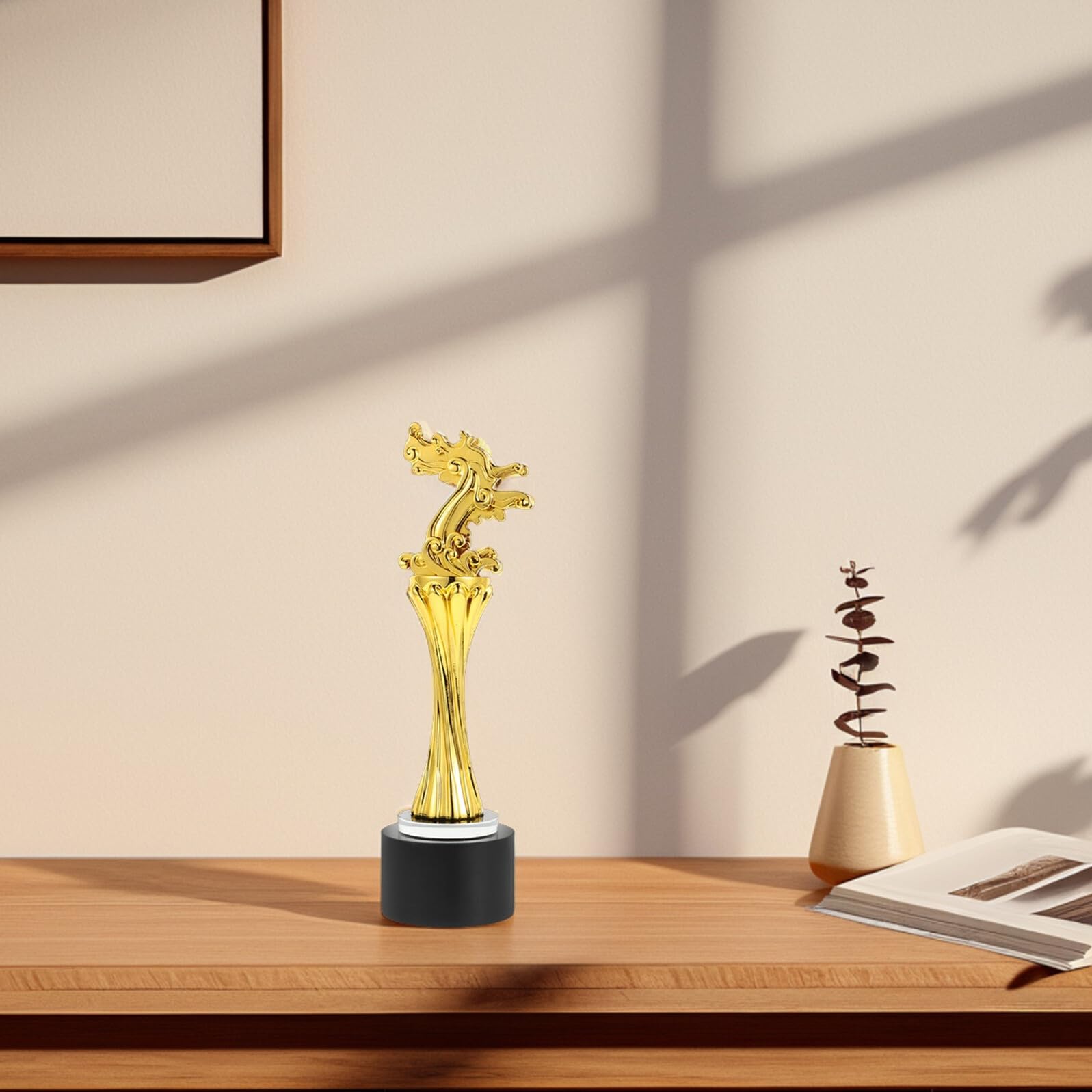Toyvian Drachenboot Trophäe aus Resin und Kristall Eleganter Siegerpokal mit Einzigartigem Design Langlebiger Team Preis für Schüler und Partydekoration