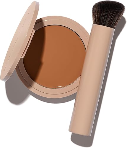 TUNBOT Concealer Foundation — lifestyle photo