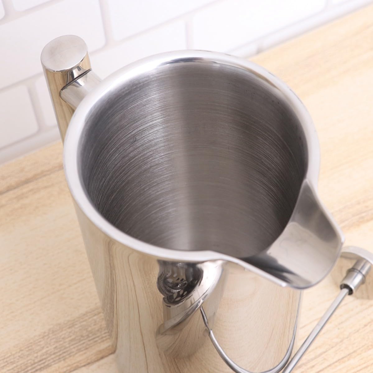 jojofuny Cafetière à Piston Filtre Intégré en Acier Inoxydable Double Paroi Isolante 350ml Design Moderne Portable pour Camping et Voyage