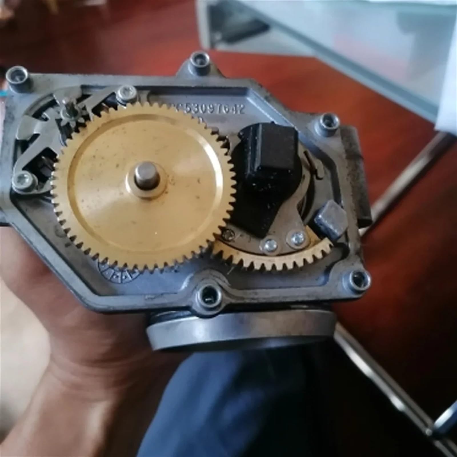 1 juego para VW para Skoda para TDI 1.4 1.9 2.0 2.5 2.7 3.0 4.2 Kit engranaje actuador cuerpo acelerador metal compatible con piezas repuesto automóvil Cuerpo acelerador del coche