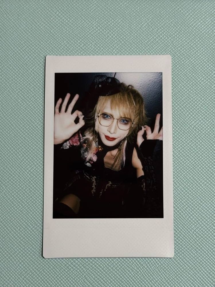 水田魔梨チェキ