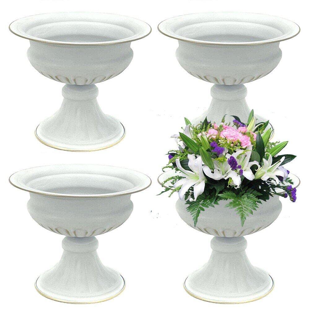 Vase en métal trompette pour centre de table de mariage chic