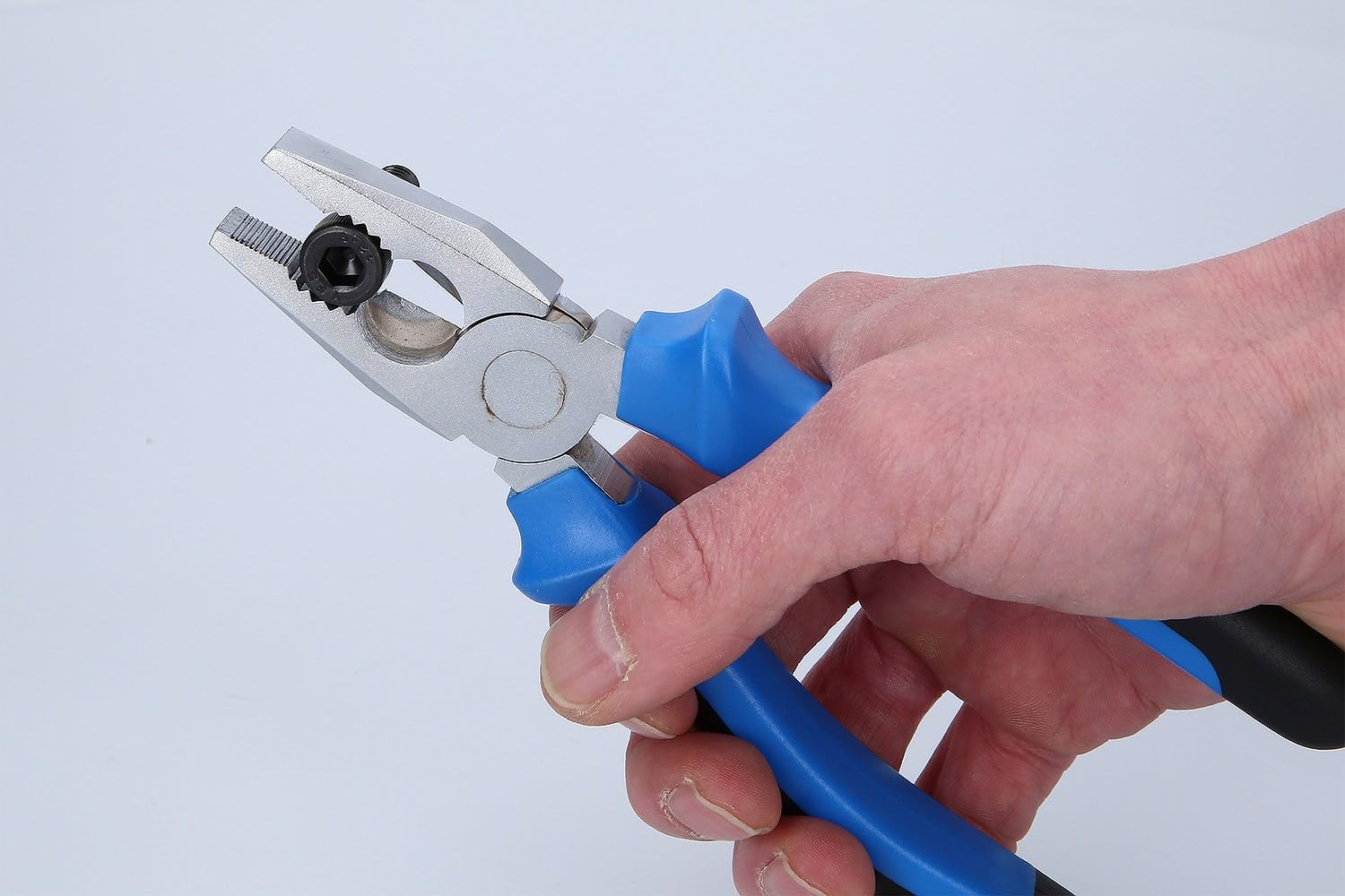 BRILLIANT TOOLS BT060901 Pinza combinata 180 mm [Powered by KS TOOLS]