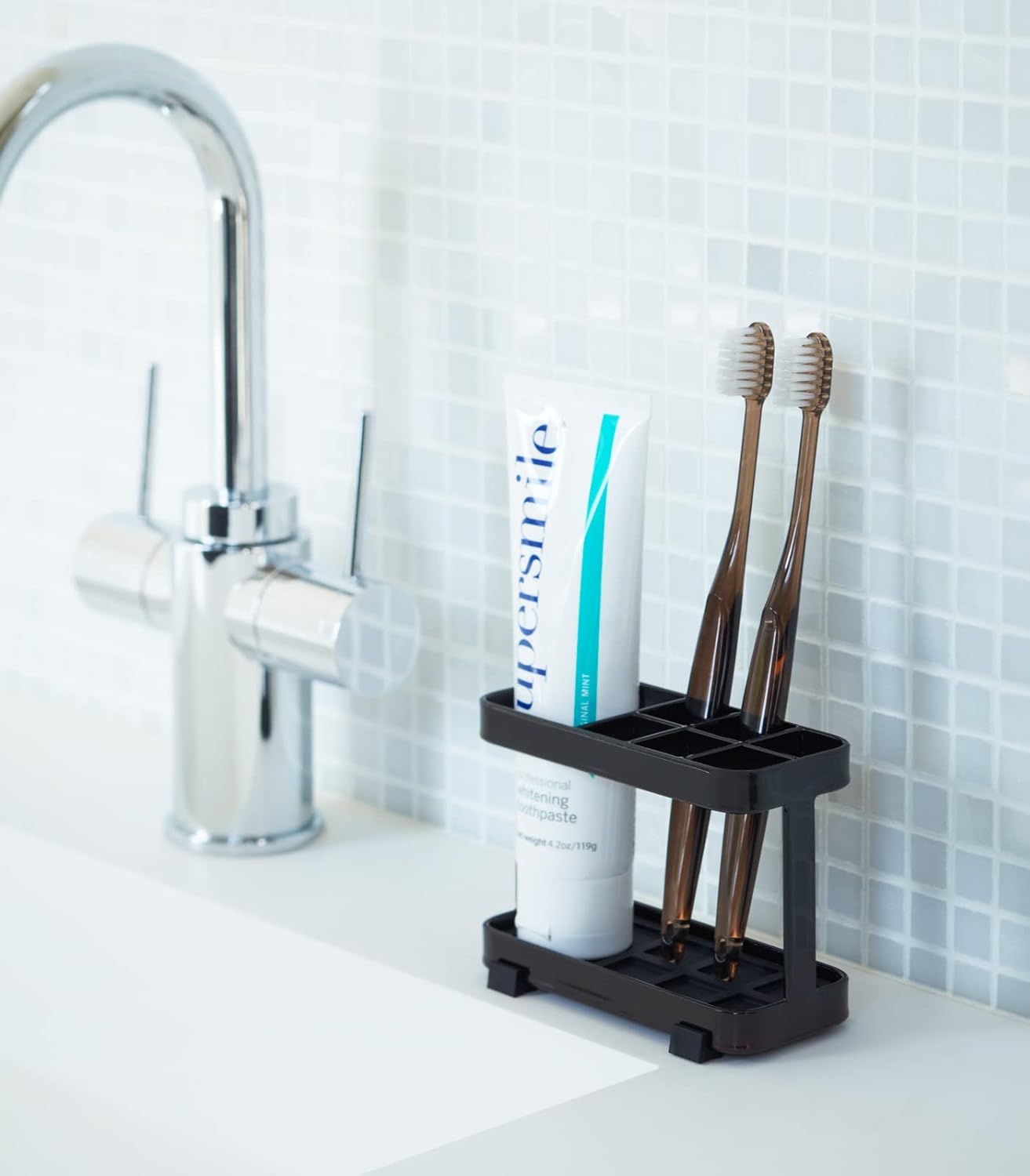 Black Steel Tower Toothbrush Stand with Rubber Mat
