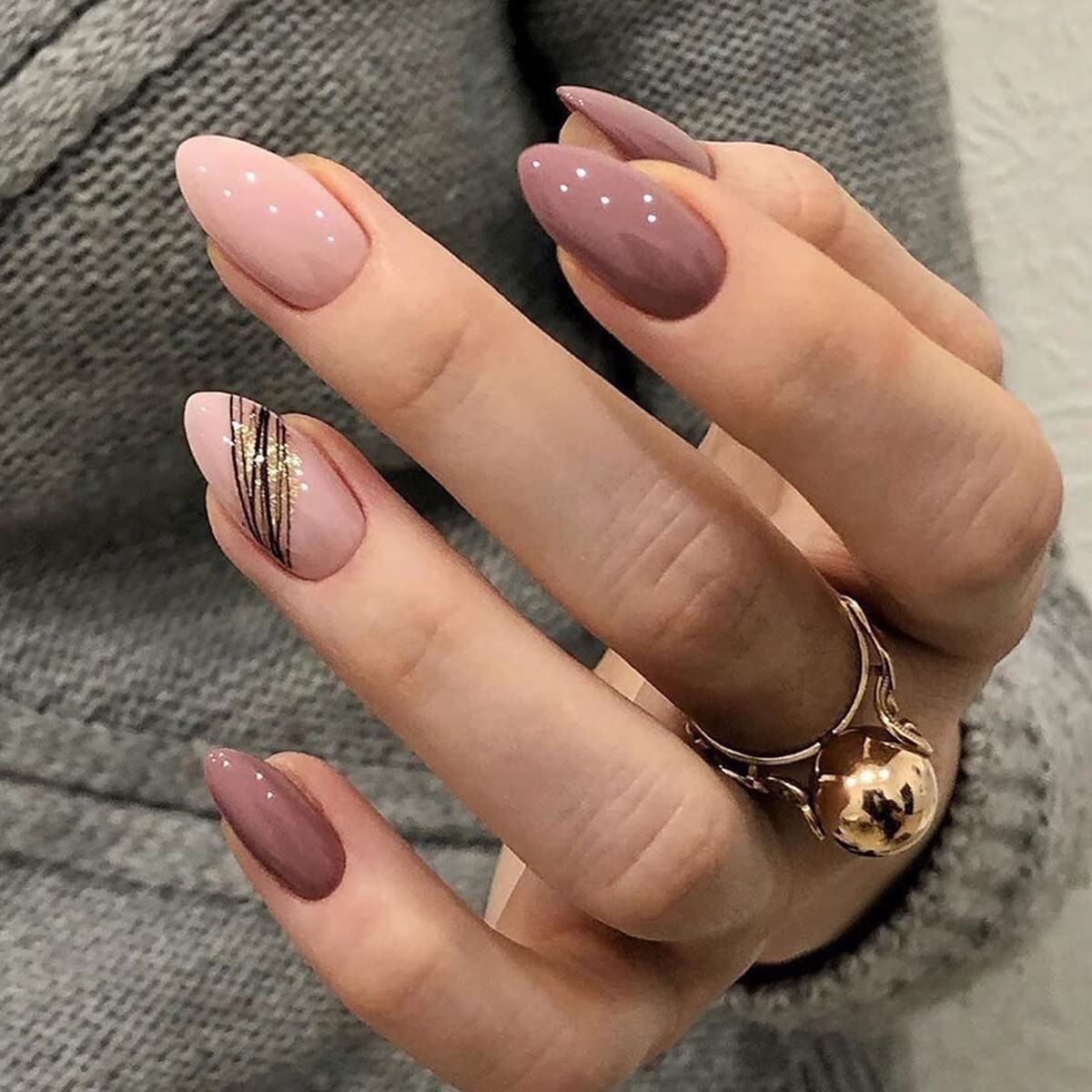 Peach Brown Glossy Press on Nails with Gold Glitter Design | Short Almond Shape, Black Line Detail, Easy to Wear, No Salon Needed, False Nails Set-image-45