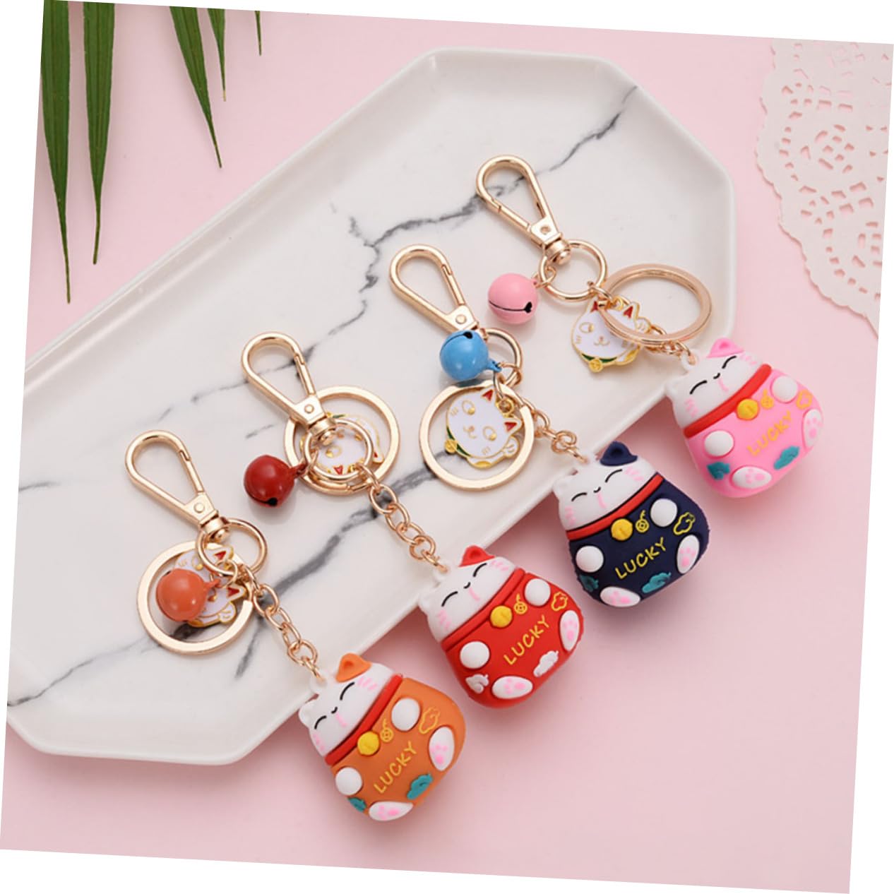 CALLARON 8 Stück Teiliges Lustiger Schlüsselanhänger mit Glückskatze Niedliches Bag Hanging Pendant Kreativer Taschenanhänger Dekorativer Schlüsselring für Mädchen und Frauen