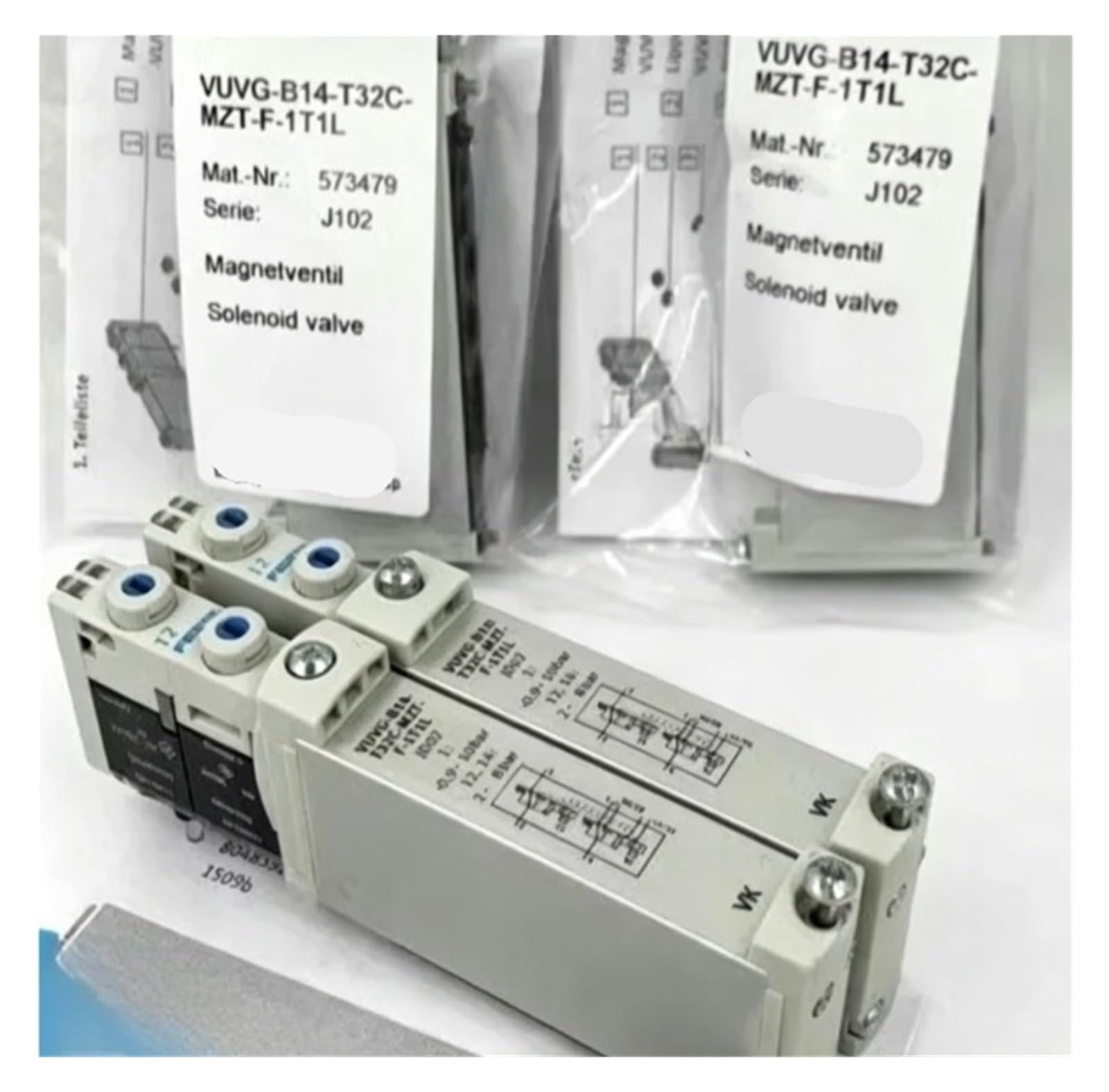 CXFCIHFT 1pcs Solenoid valve VUVG-L10-T32C-AZT-F-1P3 VUVG-B14-T32H-MZT-F-1P3 574378 VUVG-B14-T32C-AZT-F-1P3 566513(566513)