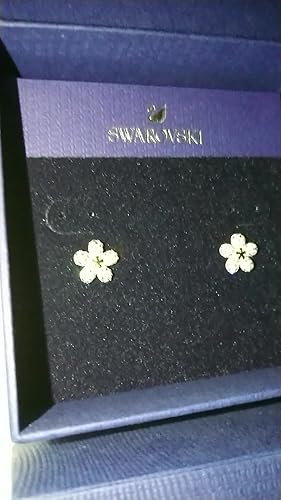 Amazon | Swarovski スワロフスキー Tough クリスタル ピアス