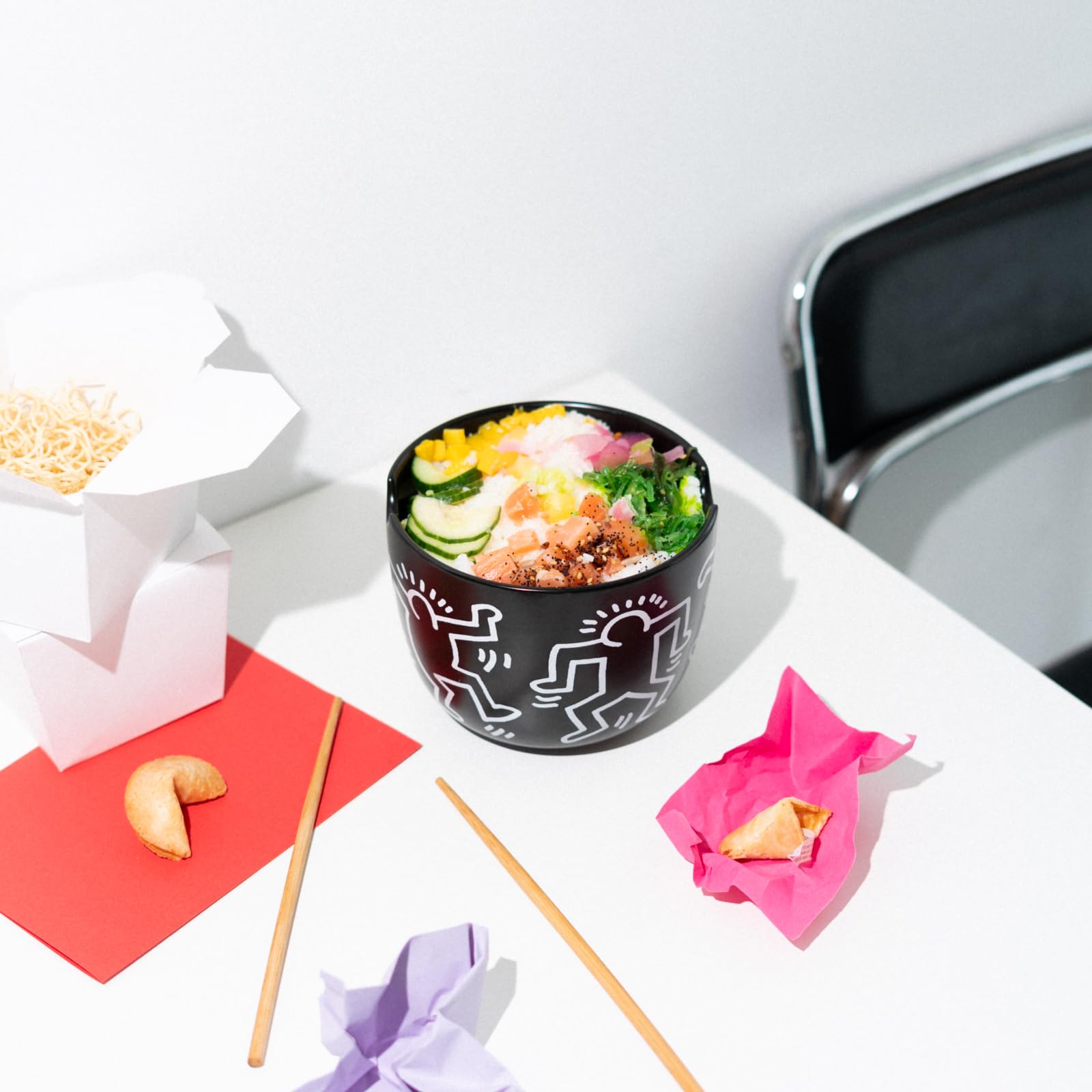 Grupo Erik Ciotola Ramen Keith Haring - Ramen Bowl 1400 ml, Ciotole Cucina Giapponese con Bacchette, Adatta per Lavastoviglie e Microonde | Insalatiera Regalo