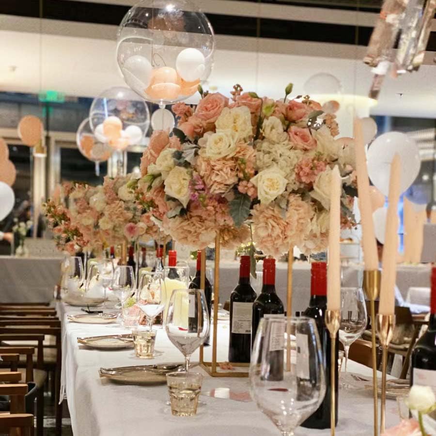 Image of 10 Pcs 15.75inch Gold Wedding Flower Vase Metal Column Flower Stand, Geometric Centerpieces Vase for Table, Home Party Wedding Decorations