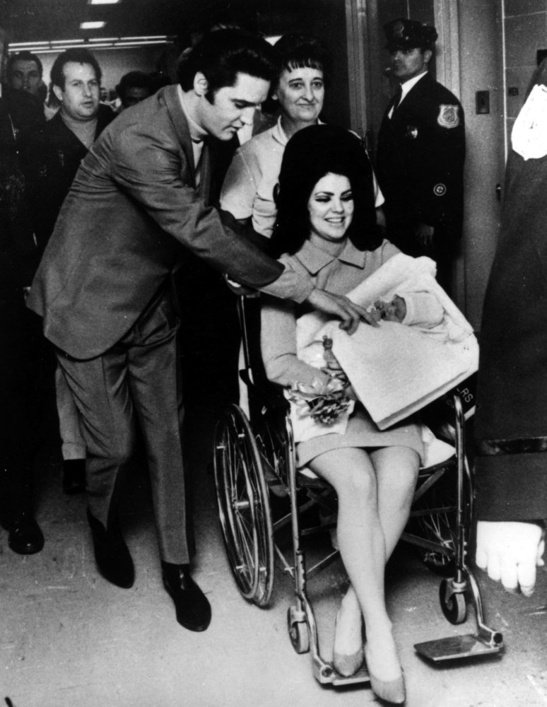 A Look Back at Priscilla Presley’s Iconic Style