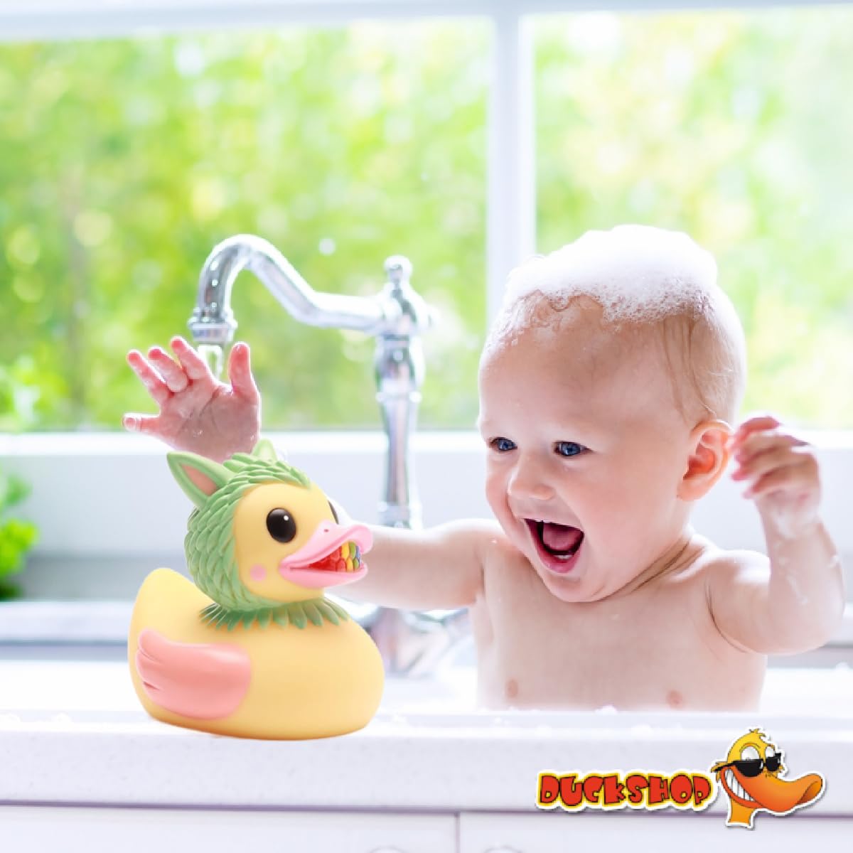 Duckshop I Badeente Quakiboo XXL -gelb- I Quietscheente I Quietscheentchen L: 25 cm I Geschenk für Fantasy-Fans I Präsent für Sammler