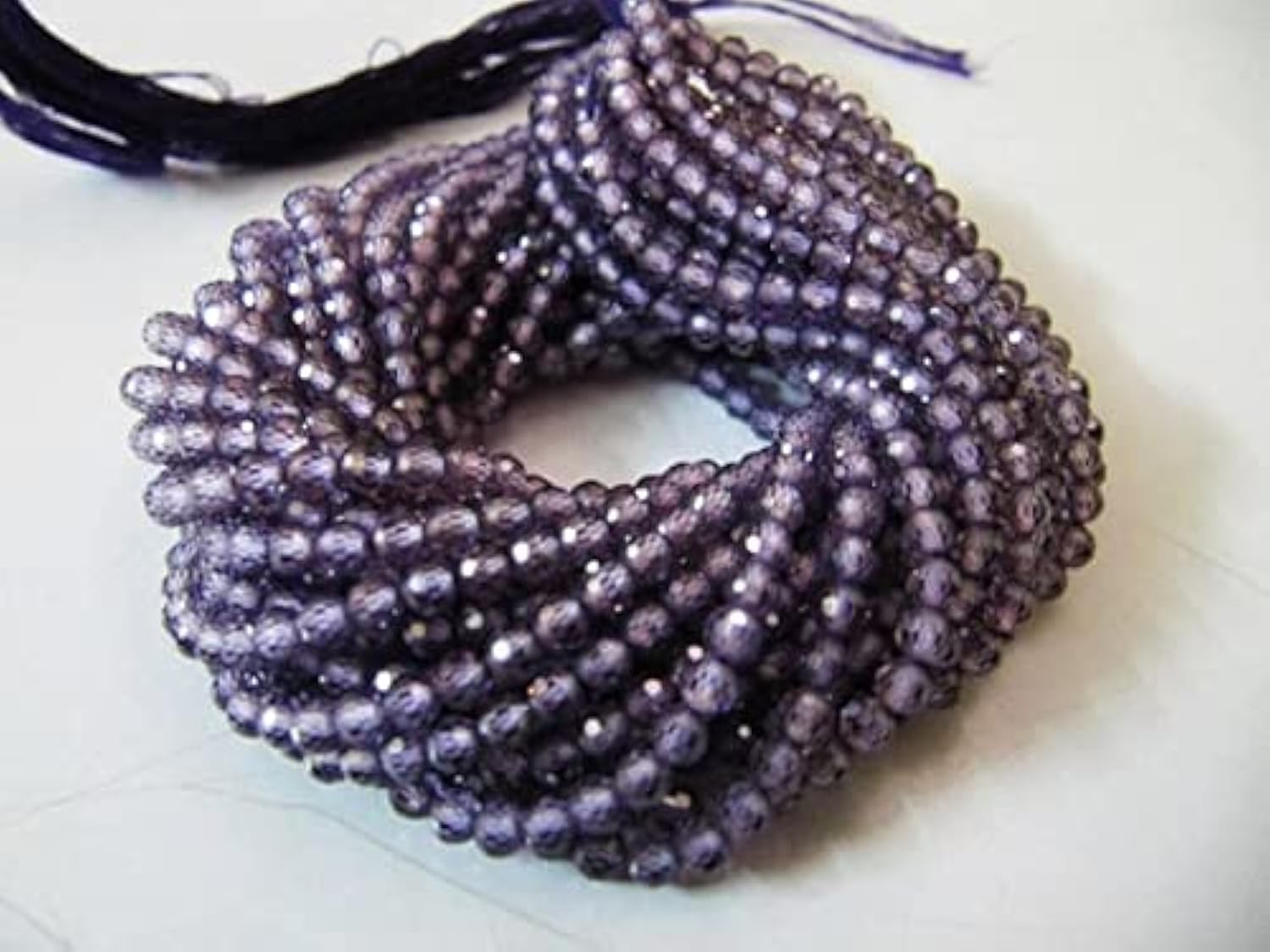 Perles améthyste oxyde de zirconium 3mm pour customiser vos tenues de soirée