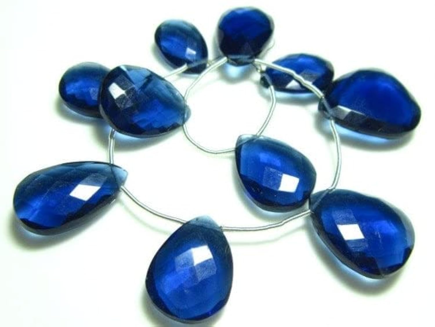 Quartz saphir bleu perles poires pour remplacer les gemmes ternes par un éclat durable