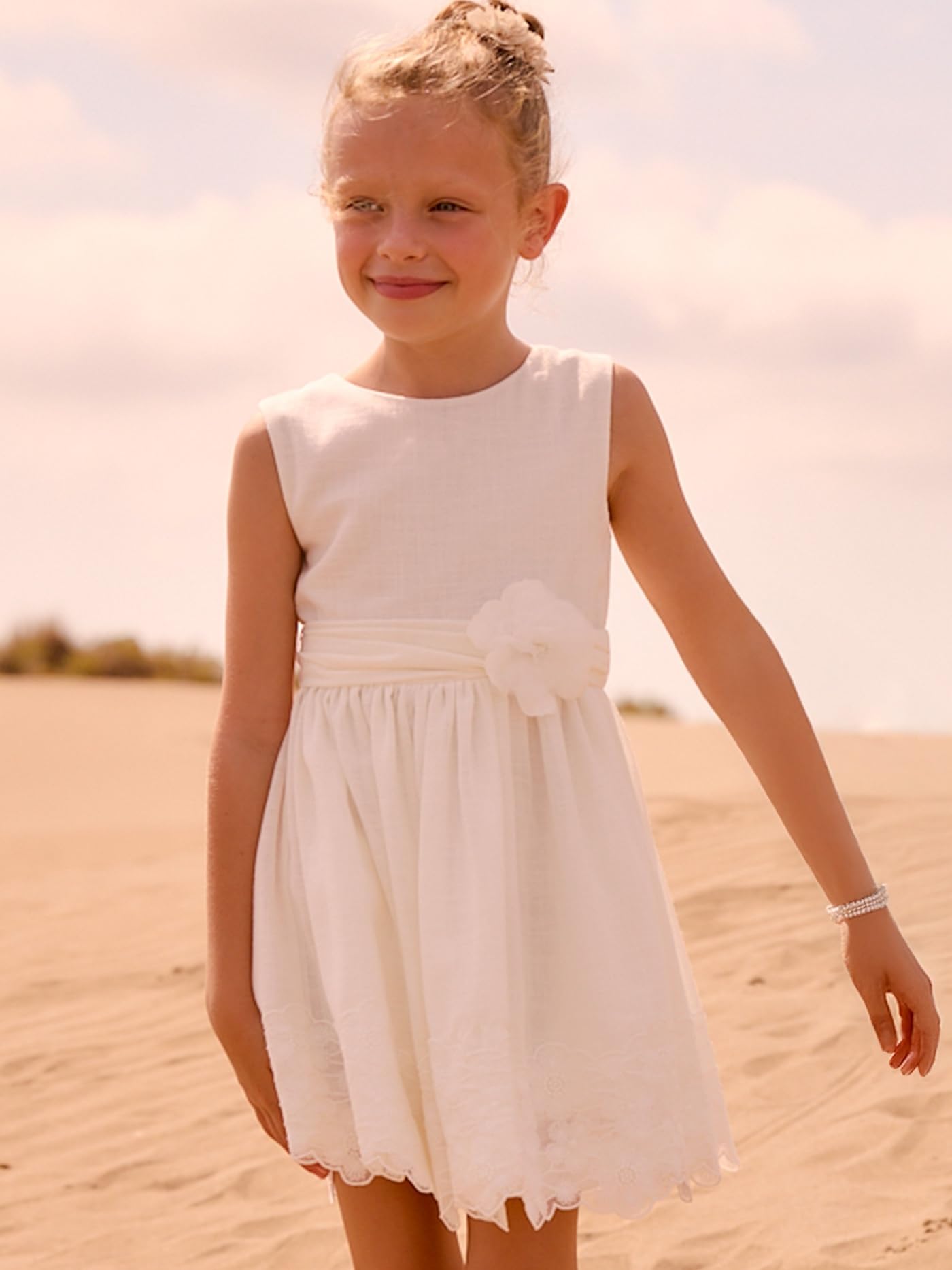 Mayoral Vestido puntillas para niña Crudo