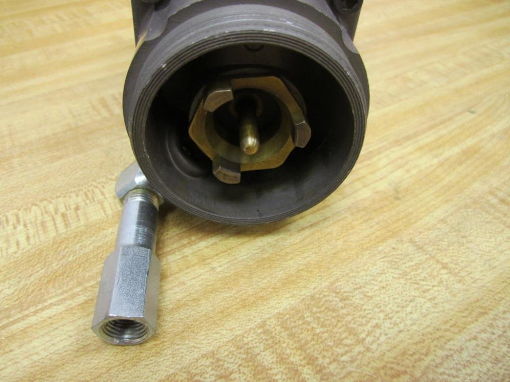 554RS100J000000 Regulator Missing Knob