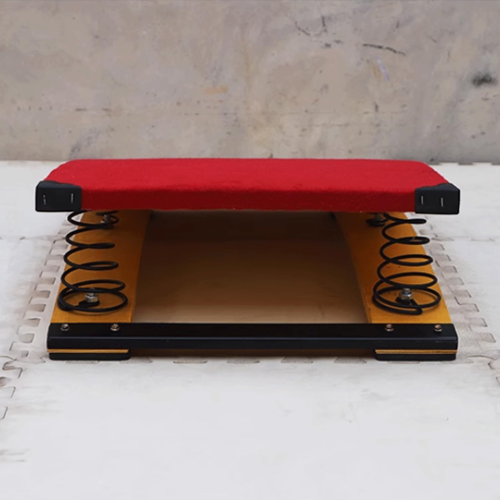 Gimnastyka na trampolinie Skok na trampolinie Pomoce treningowe do gimnastyki na trampolinie Skok wzwyż Basen domowy i sprzęt do ćwiczeń na świeżym powietrzu,50 * 80cm 4 sprężyny