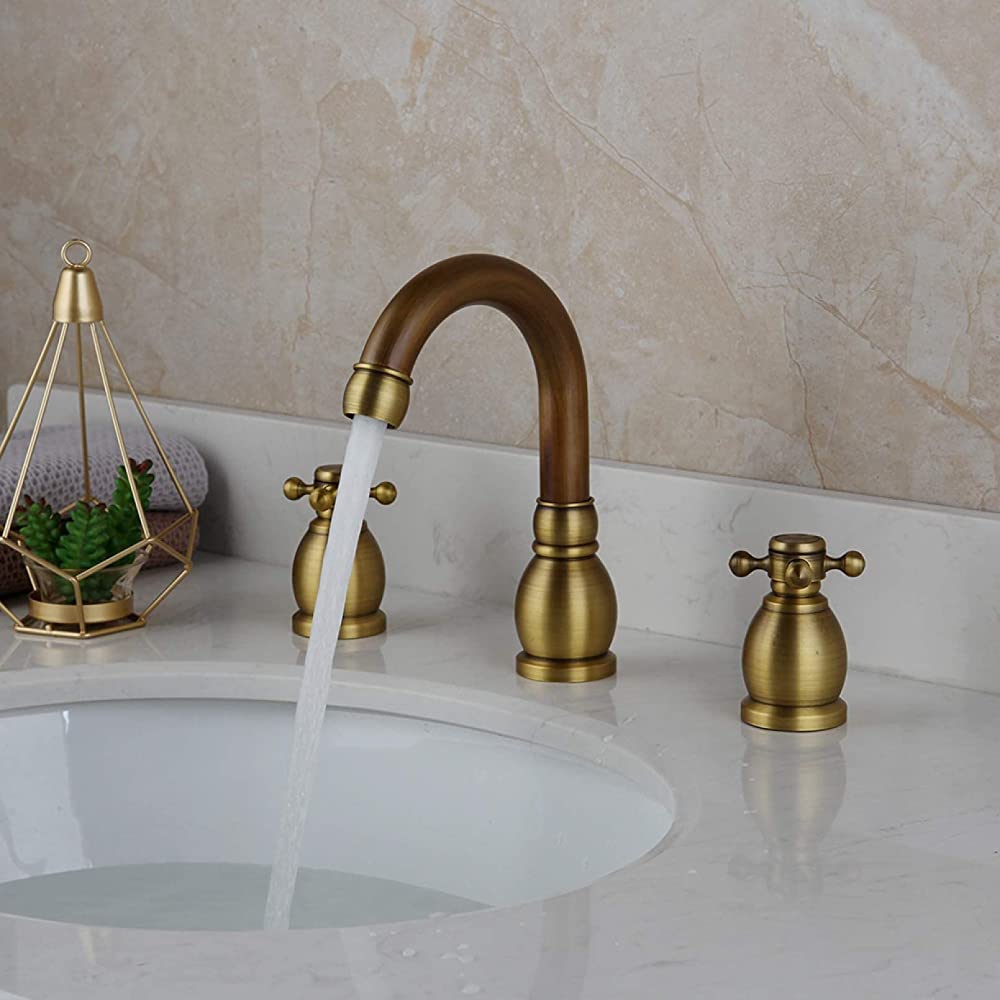 Robinet de salle de bain pivotant 3 pièces idéal pour simplifier la routine bien-être