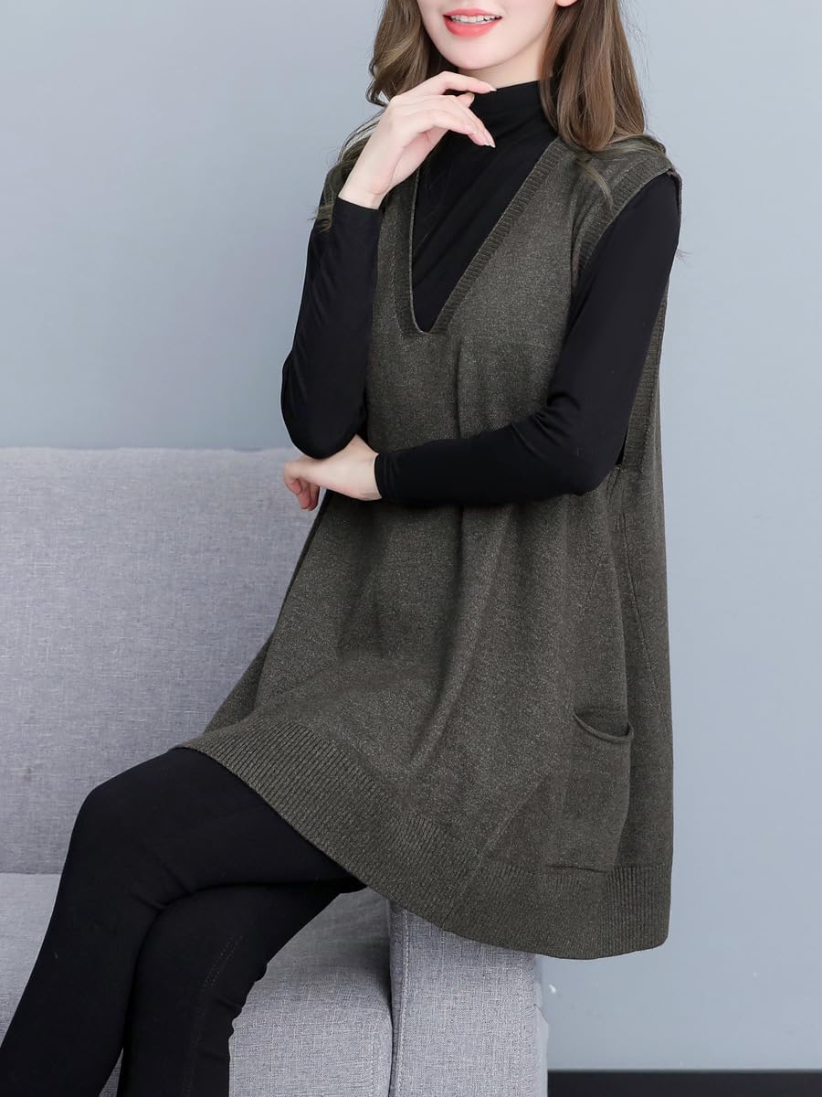 Women's Oversized Sweater Vest Fall V Neck Sleeveless Pullover Sweater Loose Knitted Tunic Tops with Pockets - Image 3