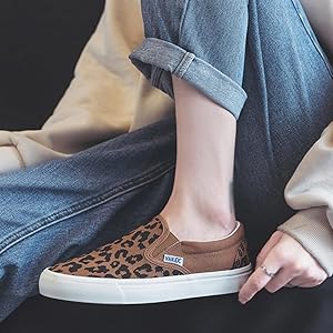 Amazon | [KLIAN] 3cm ヒール スリッポン レオパード柄
