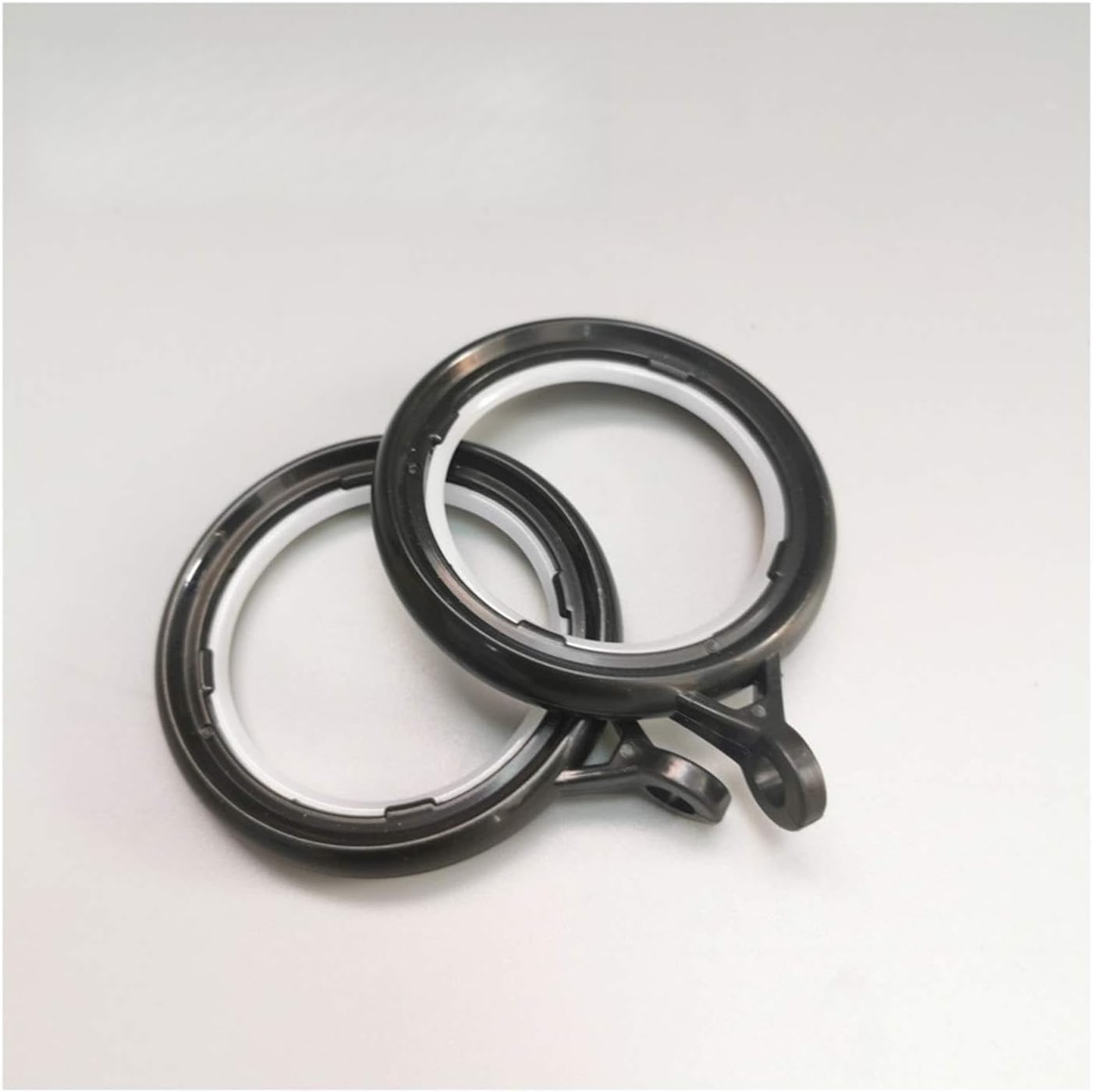 Curtain Rings Plastic Silent Curtain Ring Open Ring Shower Curtain Ring Perforated Ring Curtain Buckle Round Clasp Hook Curtain Accessories Window Curtain Ring(C)