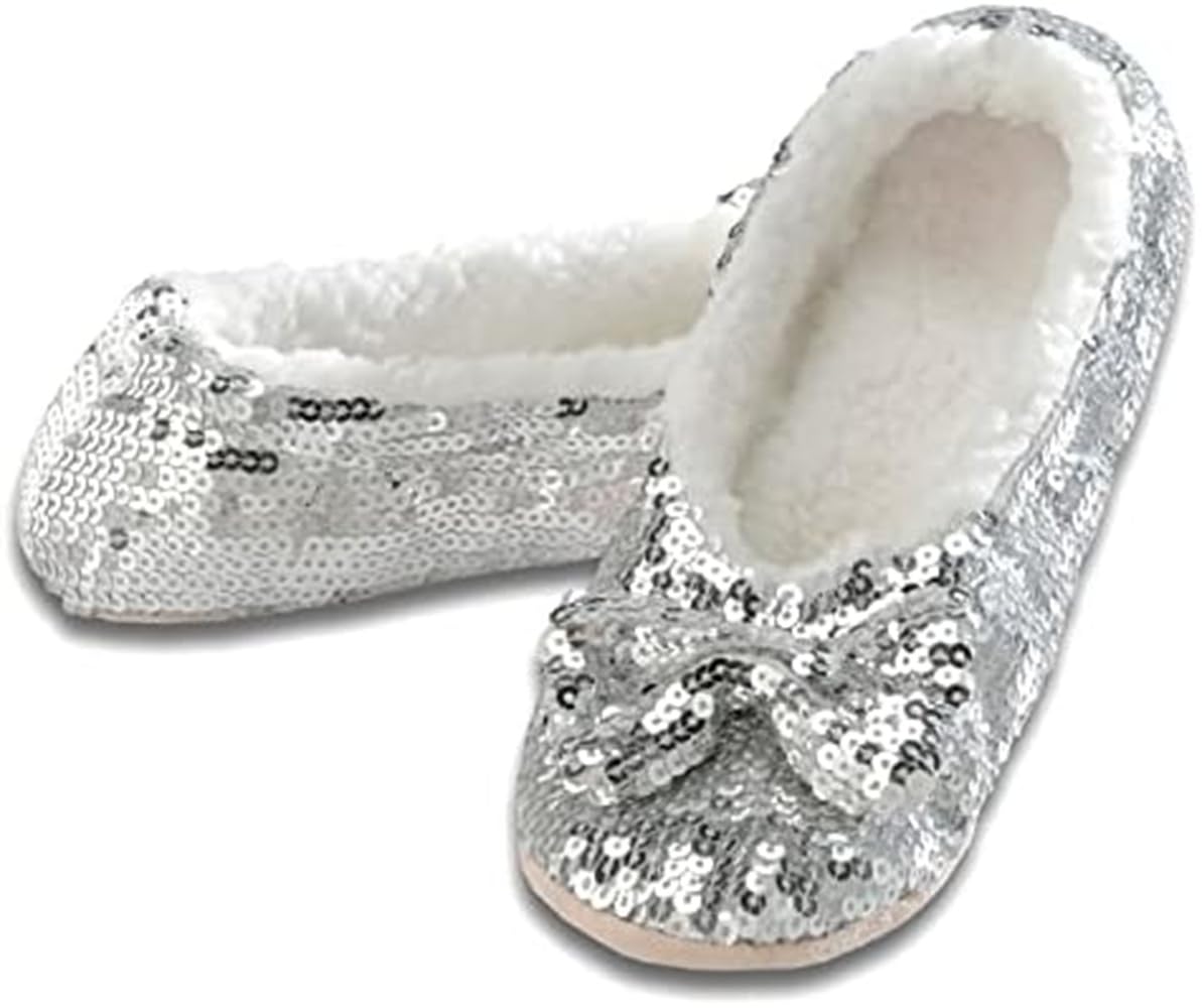 Snoozies Ballerina-Hausschuhe mit glitzernden Metallic-Glanz für Damen | Paillettenhausschuhe für Damen | Slipper-Socken mit Greifern für Damen | niedliche Hausschuhe für Frauen | mehrere Farben und Größen, Silber (silber), Small