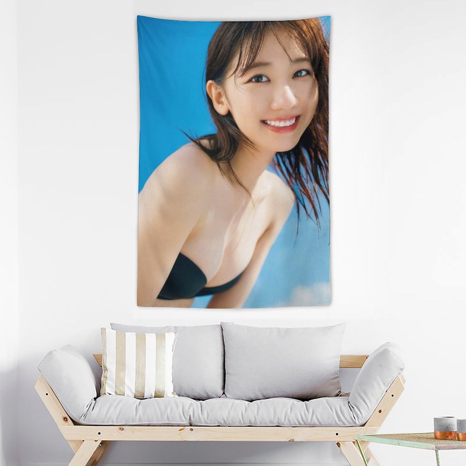 Amazon.co.jp: 柏木由紀（AKB48）最新グラビア含む水着画像