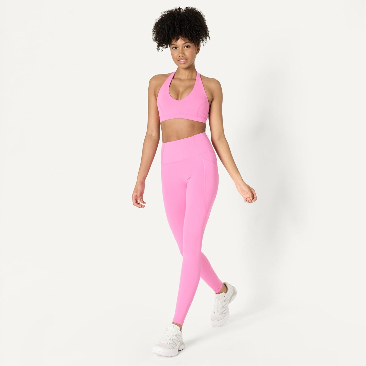 Amazon Essentials Womens Active FormFlex Buttery Soft Light Support Halter V-Neck Sports Bra - Image 5