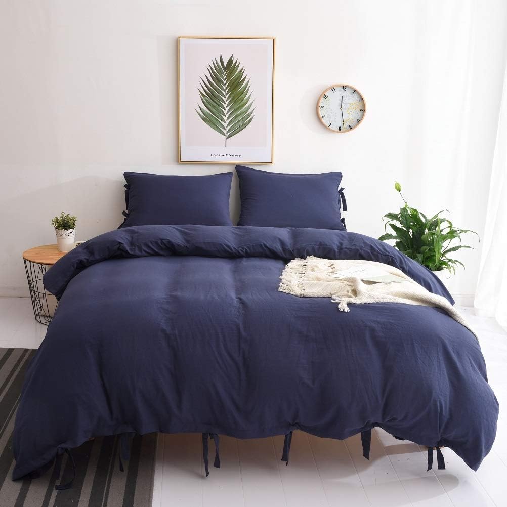 M&Meagle Duvet Cover Navy Blue,Solid Color Bowknot Design,100% Microfiber Treated by Washed Cotton Process,Feels Like a Very Soft Cotton-King Size (3Pcs,1 Duvet Cover 2 Pillowcases)