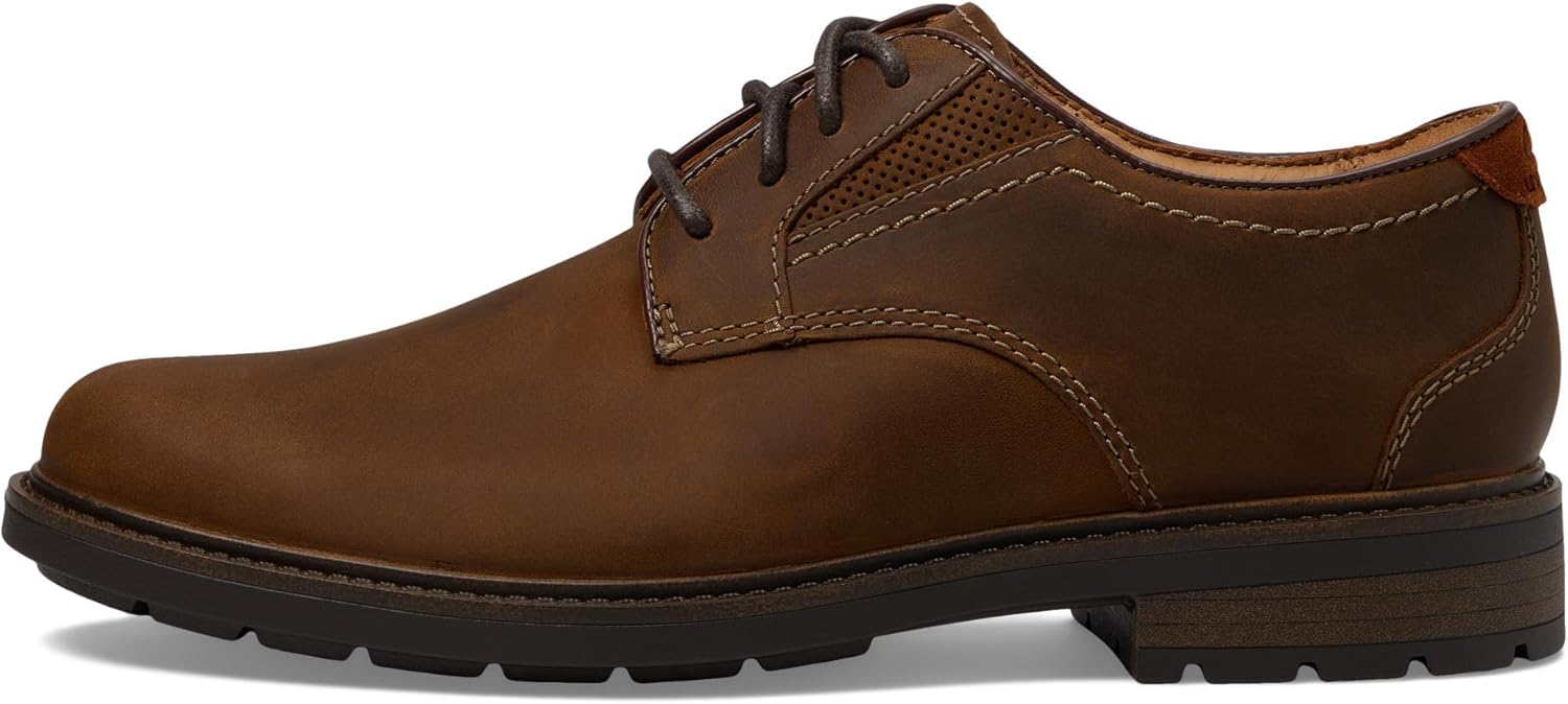 Clarks Men's Un Shire Low Oxford, Beeswax Leather, 10