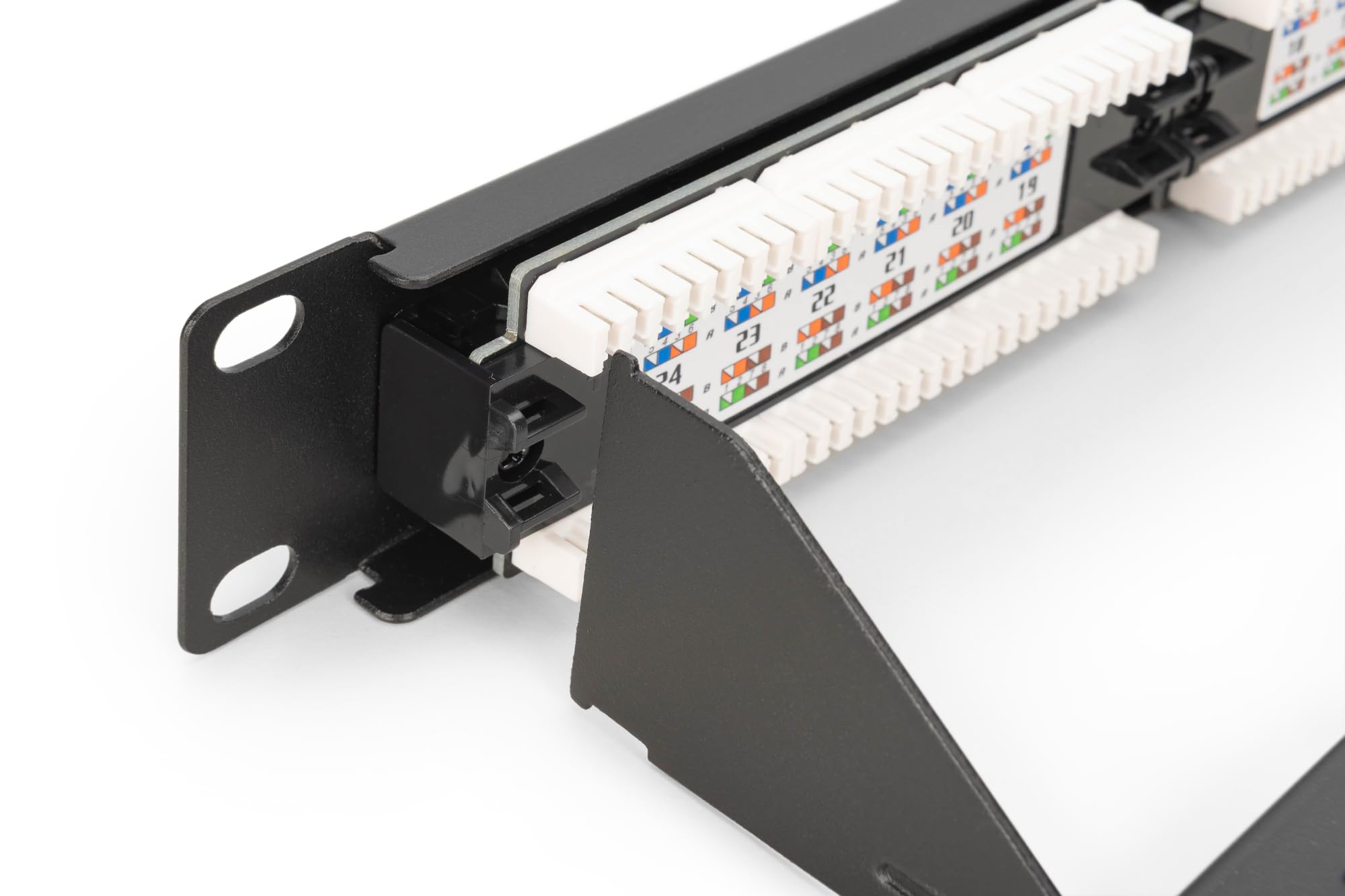 DIGITUS Patch panel da 19 pollici – CAT 6 – Patch-panel LSA – 24 porte RJ45 – Non schermato – Montaggio su rack 1 U – Nero