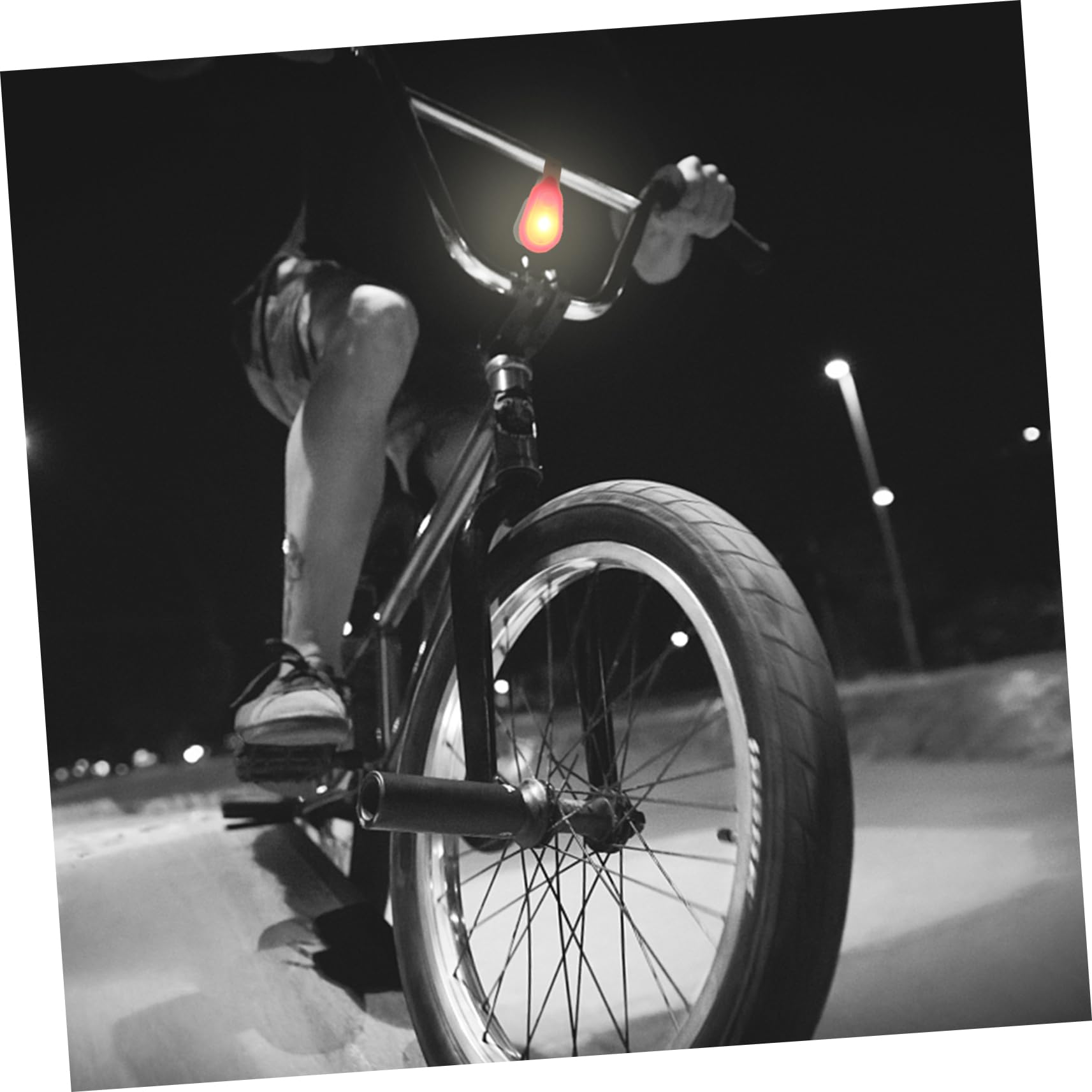 KICHOUSE 2Pcs LED Running Safety Lights Portable Backpack Clip Lights for Night Hiking Running Outdoor Activities Pocket Sized for Increased Visibility