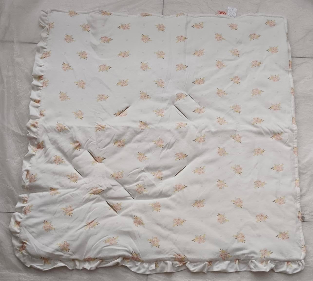 LAT LEE AND TOWN Winter Baby Car Seat Blanket for newborn,35"x35"Universal Baby Wrap Blanket with Ruffle,Winter Thickening Double Sided Cotton for Infants,Blankets for Stroller(Pink Flowers,No Hat)