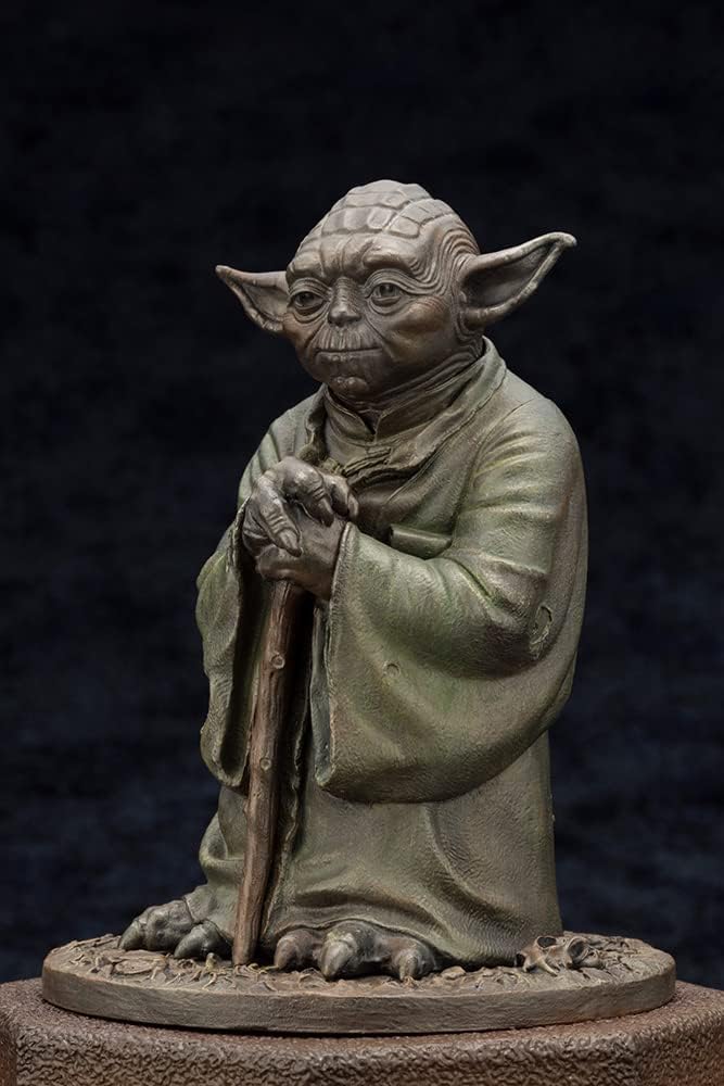 Kotobukiya Star Wars: The Empire Strikes Back: Yoda Fountain Cold-Cast Statue Multicolor