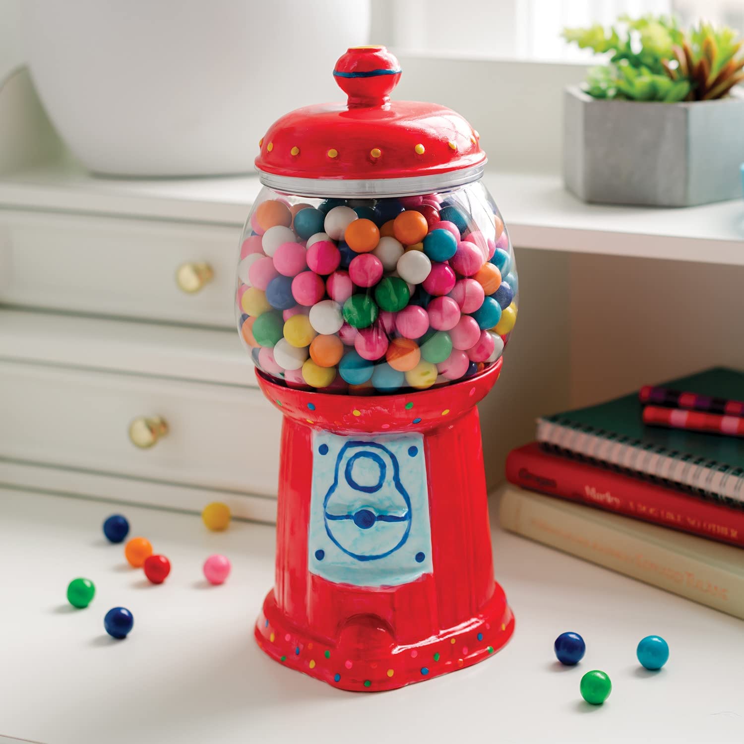 MindWare Paint Your Own Gumball and Candy Jar Kit para niños, incluye 12 pinturas y 2 pinceles, para mayores de 8 años