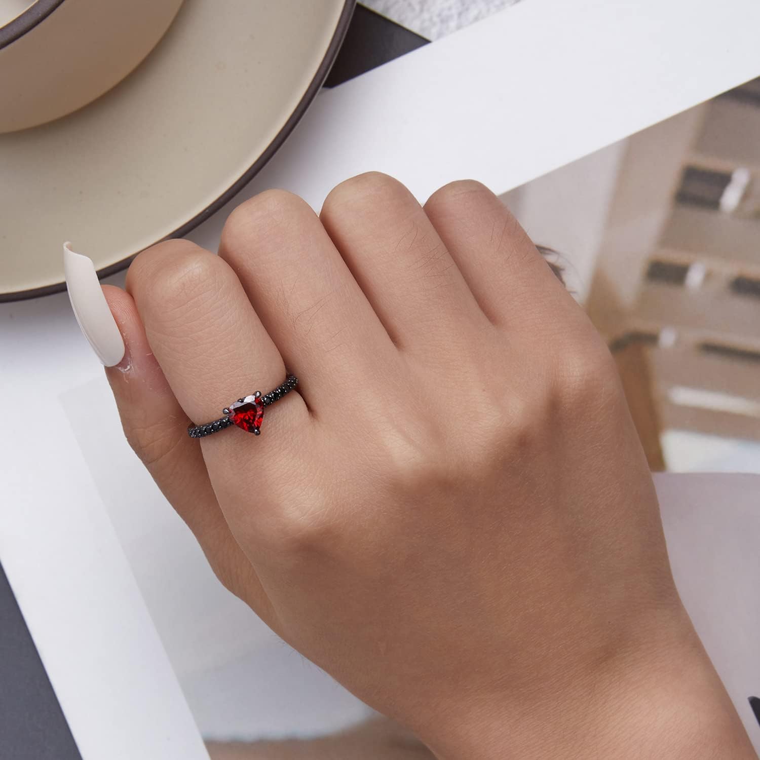 Dark Heart Ring 925 Sterling Silver Engagement Ring Promise Ring for Women and Girls