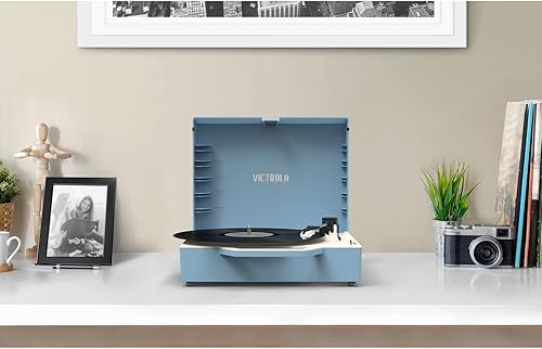Miniatura 17 de Victrola Re-Spin Reproductor de discos de vinilo, maleta sostenible, 3 velocidades (33 13, 45 y 78 RPM), Bluetooth, correa, radiador de graves