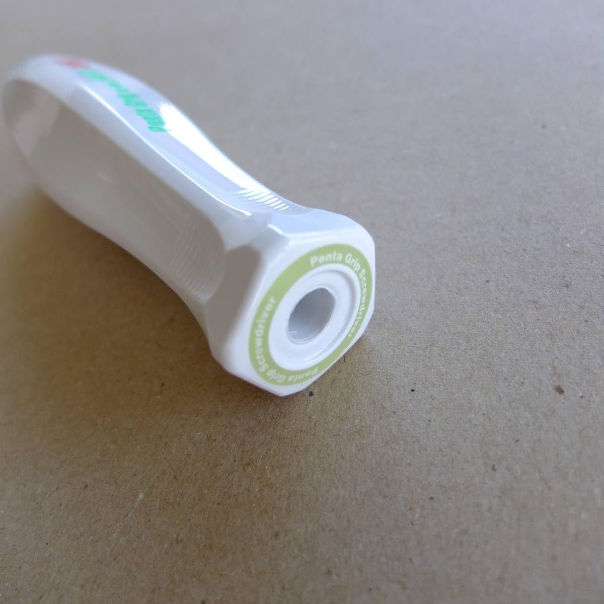 ペンタグリップ ドライバーグリップキーリング Mac Tools(マックツール)のキーホルダー・キーケースの口コミ・パーツレビュー｜みんカラ MACモデルNo.2（緑文字）ドライバーグリップ