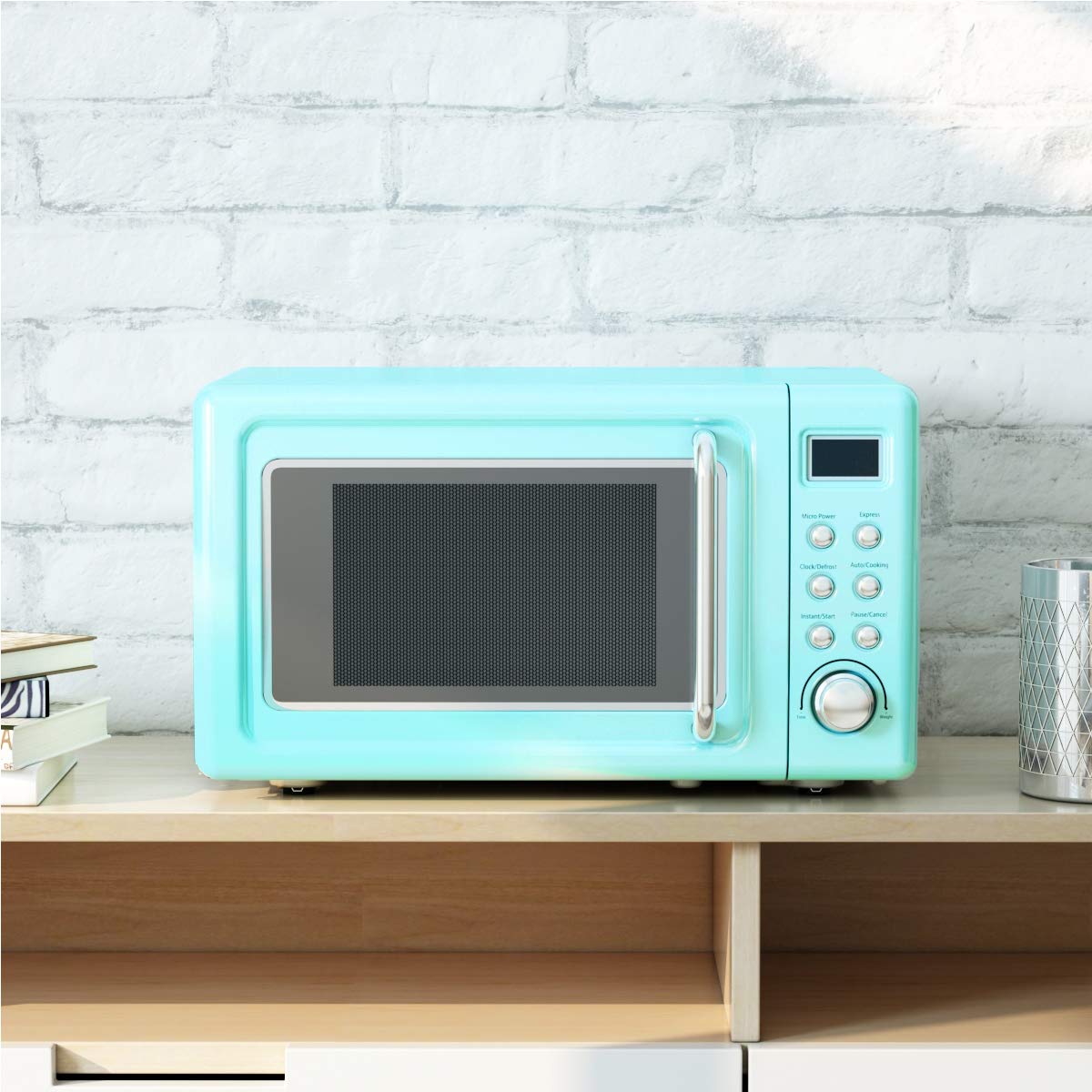 Nightcore Countert - Horno microondas retro, grande de 0.7 pies cúbicos, 700 vatios, encimera de acero laminado en frío con ajuste de tiempo, placa giratoria de vidrio, cocina preprogramada, 18 3