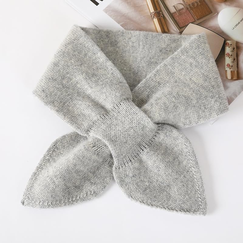 Small Cashmere Knitted Triangle Scarf for Women Downtown Girl Aesthetic Accessories Triangle Scarf3