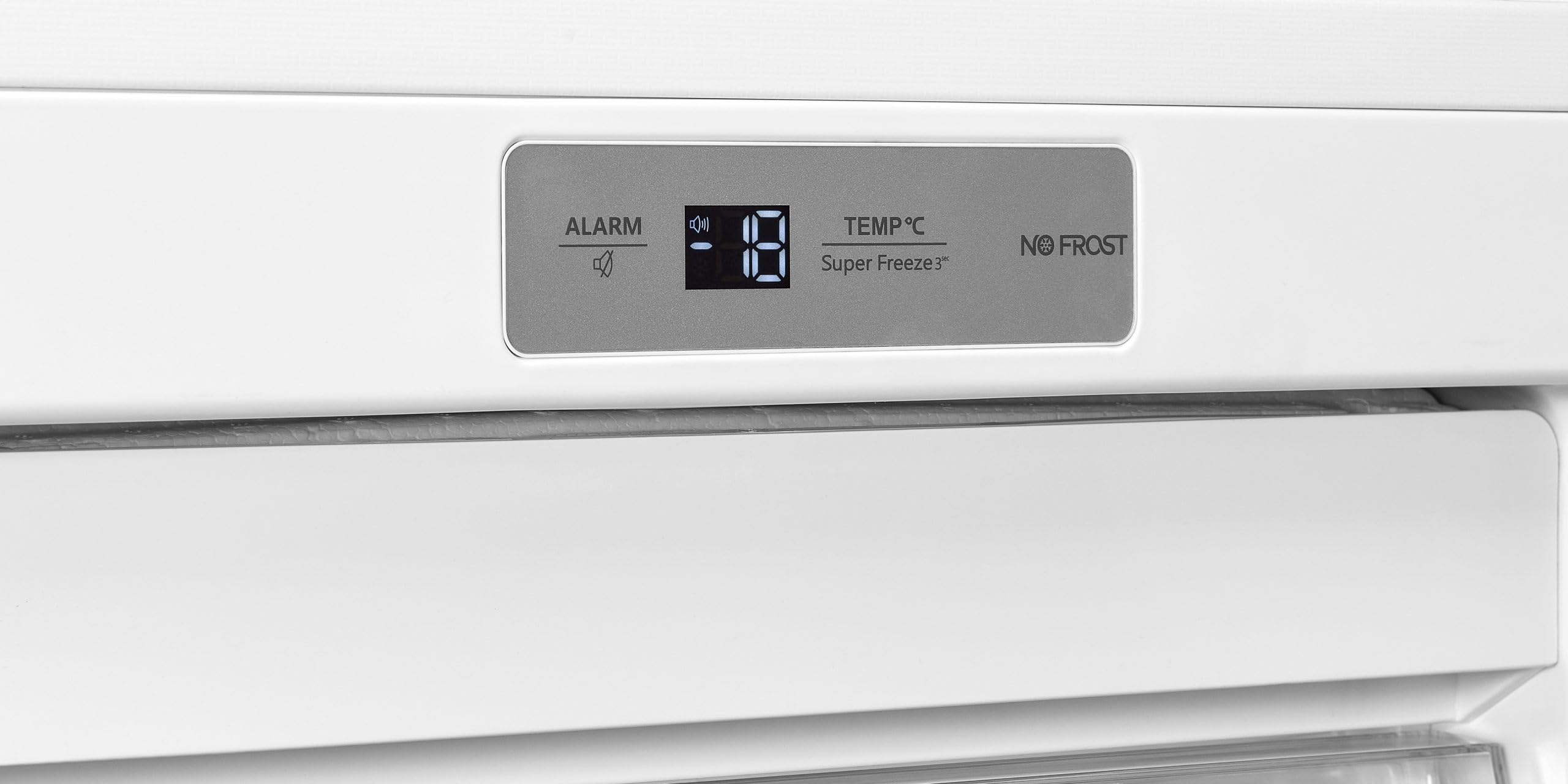 Exquisit® Congelador Vertical, 194L, Clase E, Color Blanco, 1 Puerta, 5 Cestos, Estante de Cristal,Tecnología No-Frost, Cajón XL, Altura Regulable, Consumo 219 kWh/año, Medidas 169,5x56x56,5 Cm.